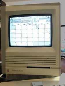 SE/30 コンパクトMacの金字塔